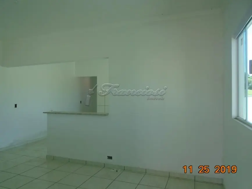 Foto 4 de Casa com 2 quartos à venda, 100m2 em Vila Piedade, Itapetininga - SP