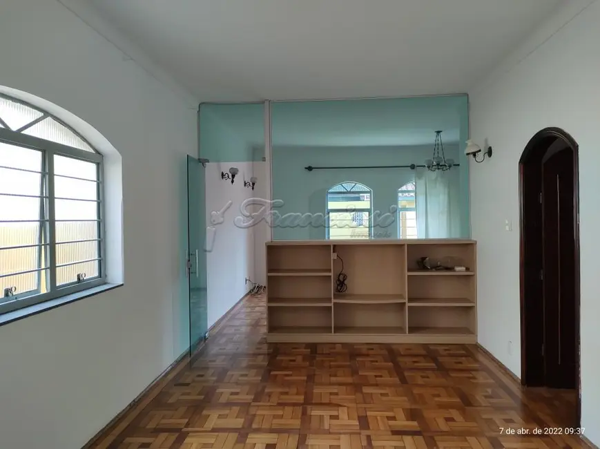 Casa com 3 quartos à venda, 247m2 em Vila Maria, Itapetininga - SP - imagem 7 Foto 7 de Casa com 3 quartos à venda, 247m2 em Vila Maria, Itapetininga - SP