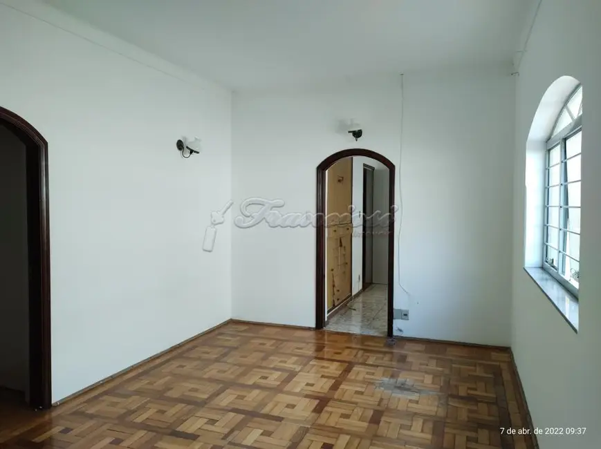 Casa com 3 quartos à venda, 247m2 em Vila Maria, Itapetininga - SP - imagem 6 Foto 6 de Casa com 3 quartos à venda, 247m2 em Vila Maria, Itapetininga - SP