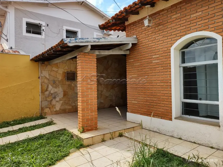 Foto 2 de Casa com 3 quartos à venda, 247m2 em Vila Maria, Itapetininga - SP