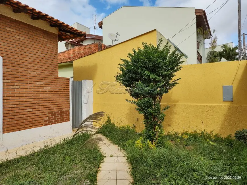 Foto 1 de Casa com 3 quartos à venda, 247m2 em Vila Maria, Itapetininga - SP