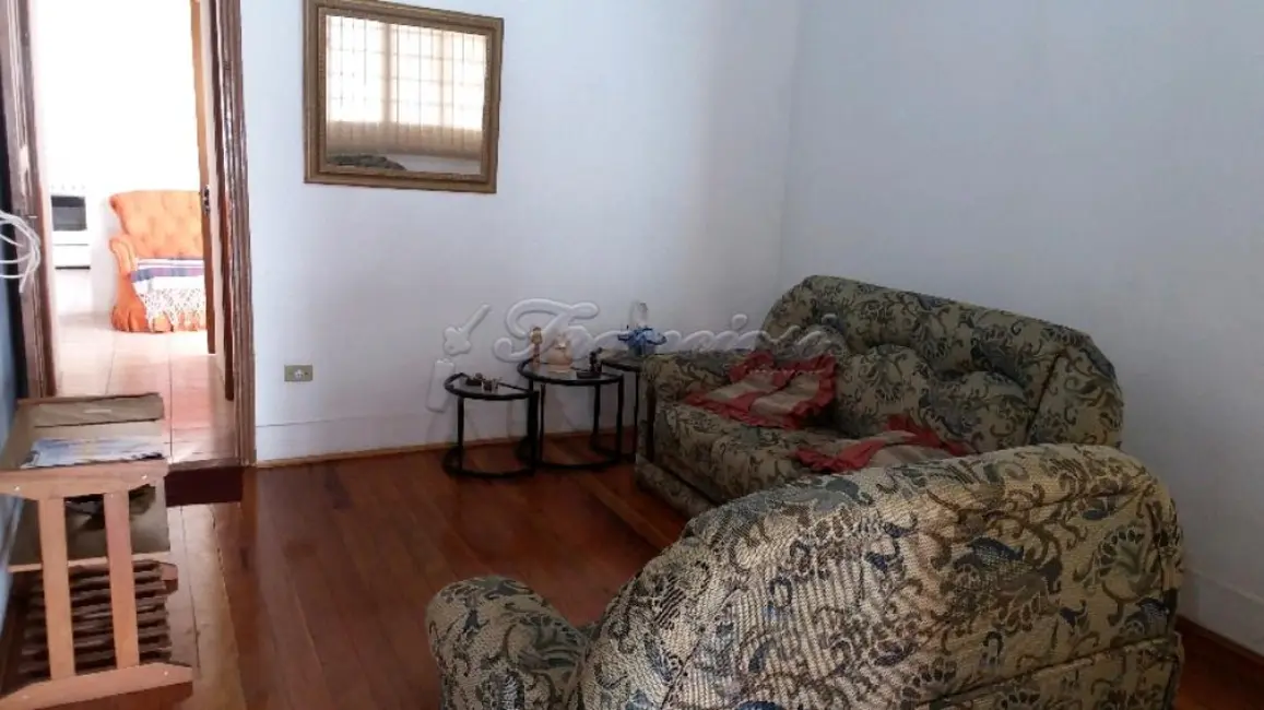 Foto 1 de Casa com 2 quartos à venda, 132m2 em Centro, Itapetininga - SP