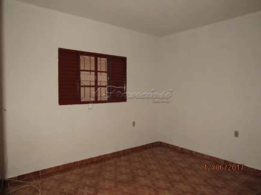 Casa com 2 quartos à venda, 90m2 em Vila Macia, Itapetininga - SP - imagem 5 Foto 5 de Casa com 2 quartos à venda, 90m2 em Vila Macia, Itapetininga - SP