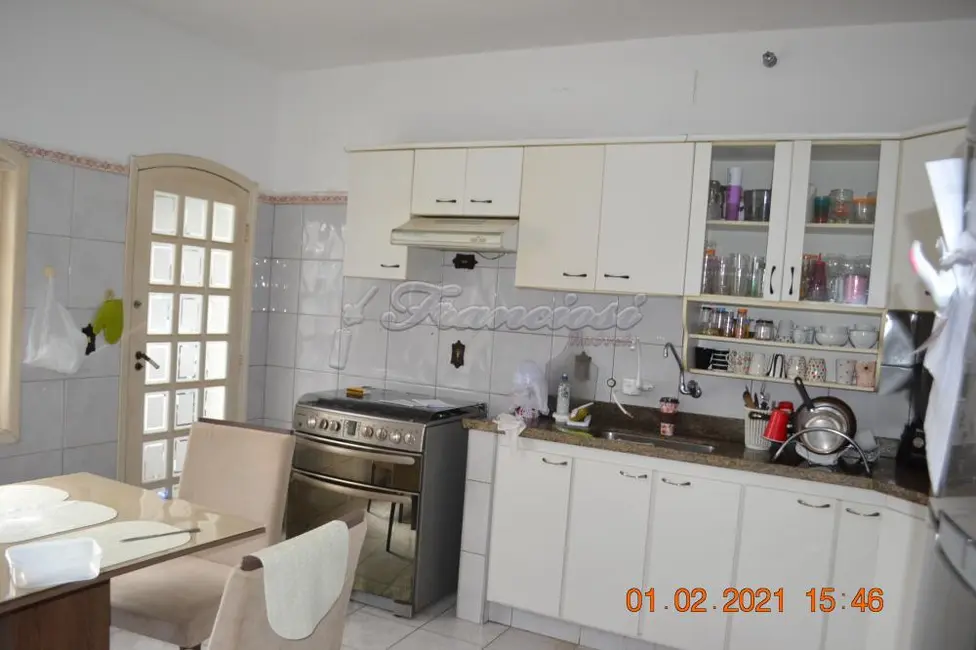 Casa com 2 quartos à venda, 100m2 em Jardim Itália, Itapetininga - SP - imagem 3 Foto 3 de Casa com 2 quartos à venda, 100m2 em Jardim Itália, Itapetininga - SP