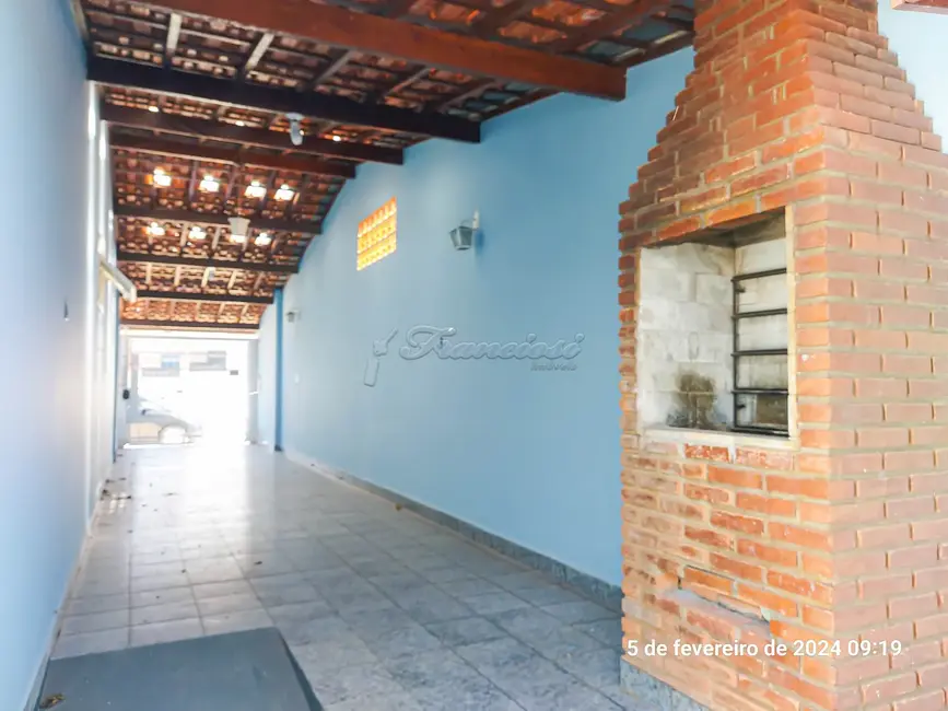 Foto 2 de Casa com 2 quartos à venda, 180m2 em Jardim Itália, Itapetininga - SP