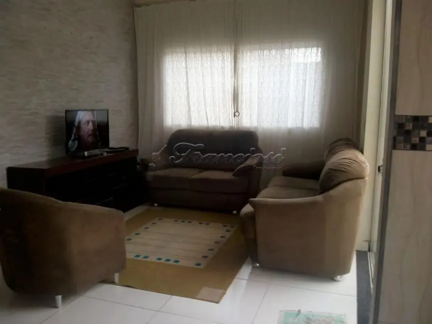 Casa com 2 quartos à venda, 75m2 em Vila Belo Horizonte, Itapetininga - SP - imagem 4 Foto 4 de Casa com 2 quartos à venda, 75m2 em Vila Belo Horizonte, Itapetininga - SP