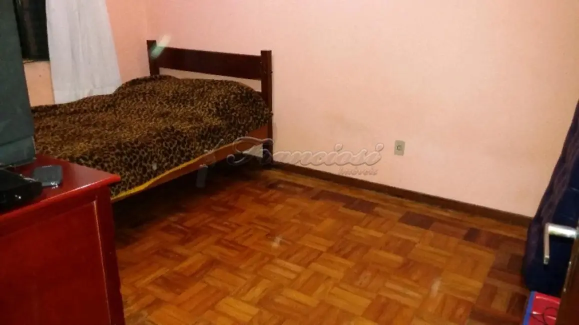 Casa com 3 quartos à venda, 165m2 em Vila Barth, Itapetininga - SP - imagem 7 Foto 7 de Casa com 3 quartos à venda, 165m2 em Vila Barth, Itapetininga - SP