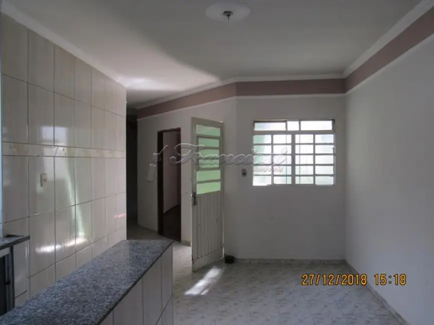 Casa com 3 quartos à venda, 150m2 em Jardim das Laranjeiras, Itapetininga - SP - imagem 7 Foto 7 de Casa com 3 quartos à venda, 150m2 em Jardim das Laranjeiras, Itapetininga - SP