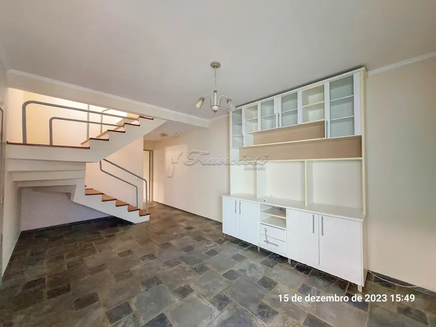 Foto 2 de Casa com 3 quartos à venda, 150m2 em Vila Aurora, Itapetininga - SP