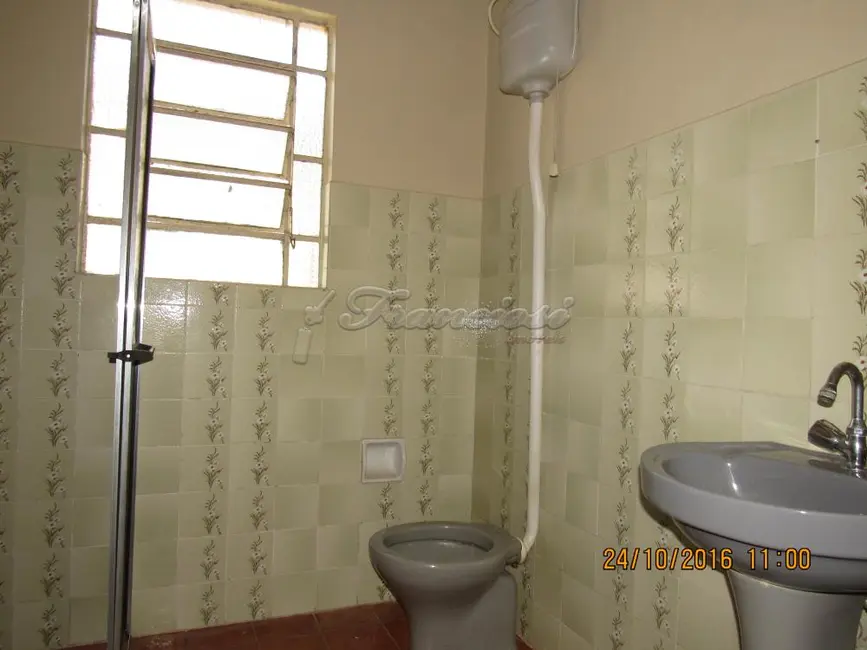 Casa com 2 quartos à venda, 68m2 em Jardim Itália, Itapetininga - SP - imagem 6 Foto 6 de Casa com 2 quartos à venda, 68m2 em Jardim Itália, Itapetininga - SP