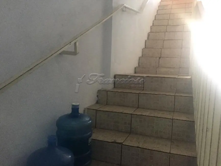 Prédio Inteiro com 3 quartos à venda, 348m2 em Centro, Itapetininga - SP - imagem 4 Foto 4 de Prédio Inteiro com 3 quartos à venda, 348m2 em Centro, Itapetininga - SP
