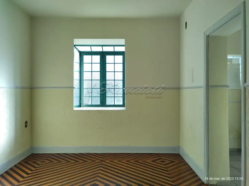 Loja com 3 quartos à venda, 163m2 em Centro, Itapetininga - SP - imagem 4 Foto 4 de Loja com 3 quartos à venda, 163m2 em Centro, Itapetininga - SP