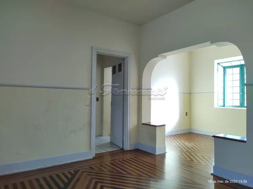 Loja com 3 quartos à venda, 163m2 em Centro, Itapetininga - SP - imagem 6 Foto 6 de Loja com 3 quartos à venda, 163m2 em Centro, Itapetininga - SP