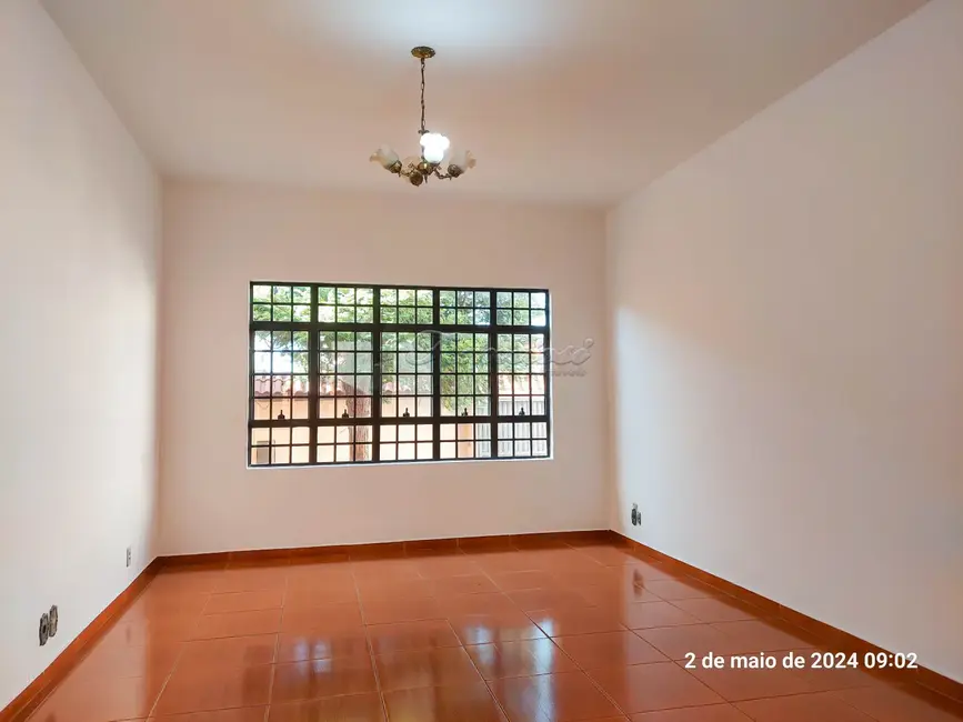 Foto 1 de Casa com 3 quartos à venda, 338m2 em Vila Reis, Itapetininga - SP