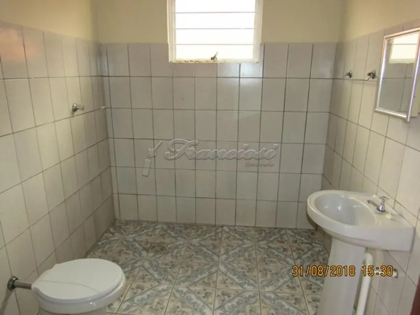 Casa com 2 quartos à venda, 79m2 em Jardim Bela Vista, Itapetininga - SP - imagem 3 Foto 3 de Casa com 2 quartos à venda, 79m2 em Jardim Bela Vista, Itapetininga - SP