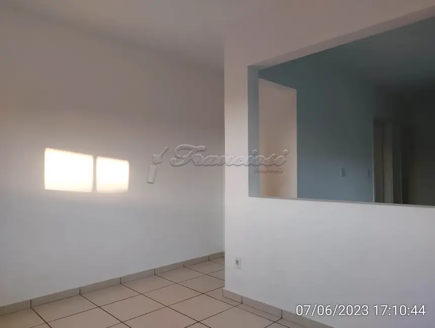 Casa de Condomínio com 2 quartos à venda, 54m2 em Vila Prado, Itapetininga - SP - imagem 2 Foto 2 de Casa de Condomínio com 2 quartos à venda, 54m2 em Vila Prado, Itapetininga - SP