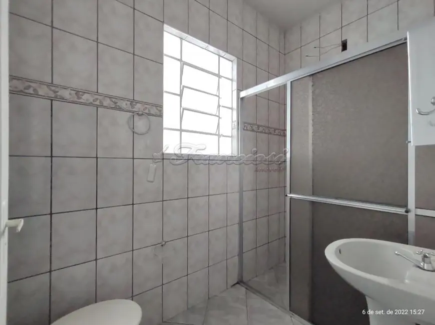Casa com 2 quartos à venda, 159m2 em Centro, Itapetininga - SP - imagem 5 Foto 5 de Casa com 2 quartos à venda, 159m2 em Centro, Itapetininga - SP