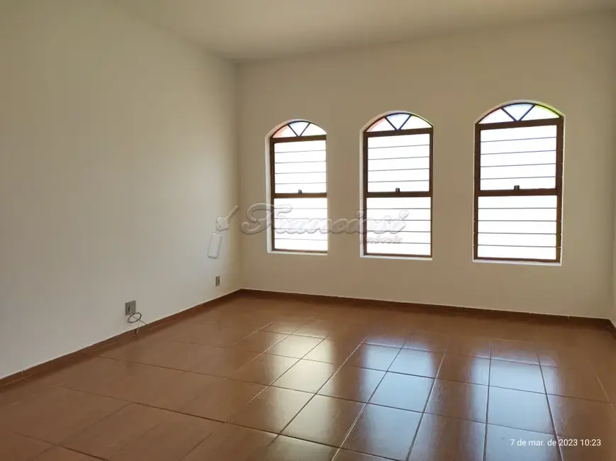 Foto 1 de Casa com 3 quartos à venda, 137m2 em Vila Nova Itapetininga, Itapetininga - SP