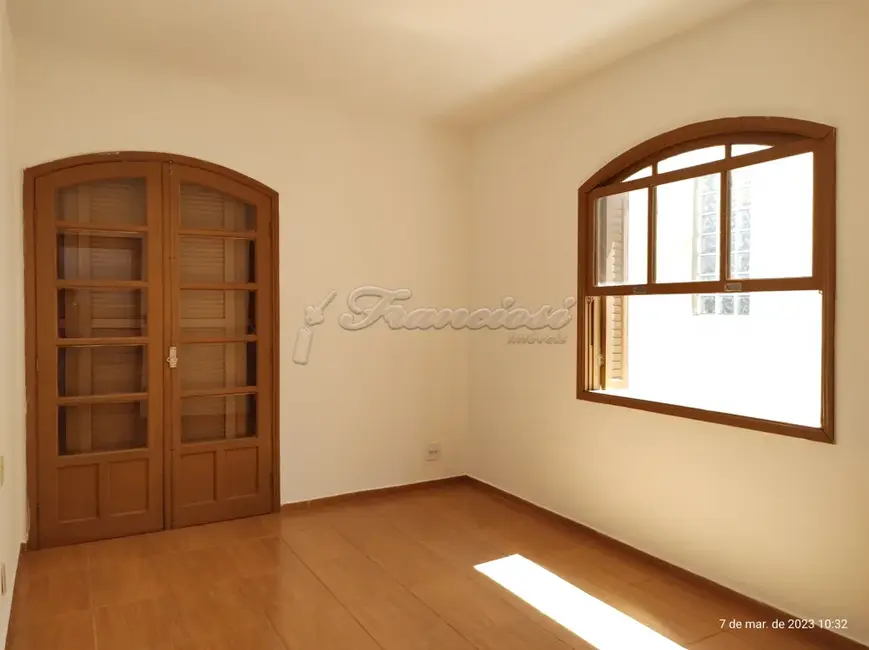 Casa com 3 quartos à venda, 137m2 em Vila Nova Itapetininga, Itapetininga - SP - imagem 9 Foto 9 de Casa com 3 quartos à venda, 137m2 em Vila Nova Itapetininga, Itapetininga - SP