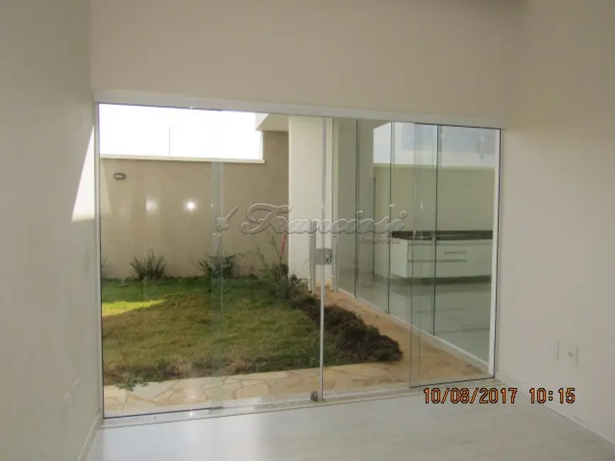 Casa com 3 quartos à venda, 290m2 em Jardim Colombo, Itapetininga - SP - imagem 9 Foto 9 de Casa com 3 quartos à venda, 290m2 em Jardim Colombo, Itapetininga - SP