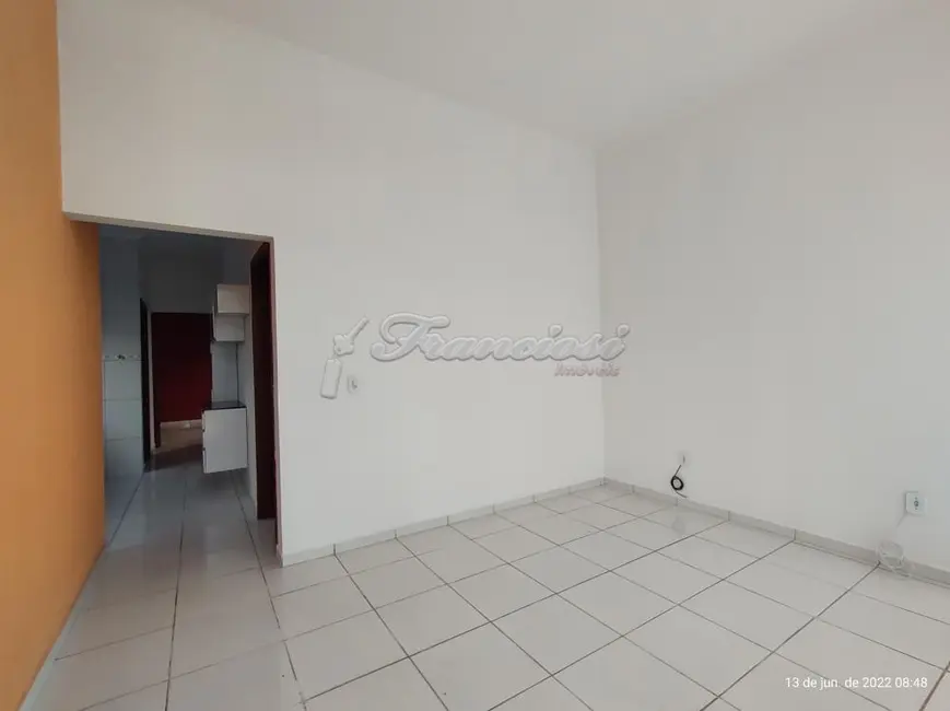 Foto 2 de Casa de Condomínio com 2 quartos à venda, 150m2 em Vila Piedade, Itapetininga - SP