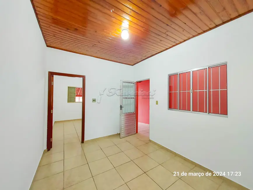 Casa com 2 quartos à venda, 112m2 em Vila Rocha, Itapetininga - SP - imagem 2 Foto 2 de Casa com 2 quartos à venda, 112m2 em Vila Rocha, Itapetininga - SP