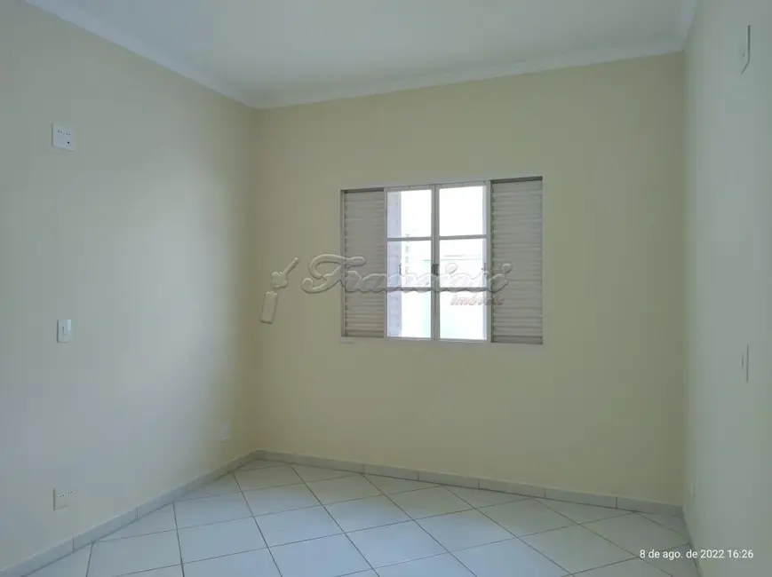 Casa de Condomínio com 3 quartos à venda, 360m2 em Jardim Marabá, Itapetininga - SP - imagem 6 Foto 6 de Casa de Condomínio com 3 quartos à venda, 360m2 em Jardim Marabá, Itapetininga - SP