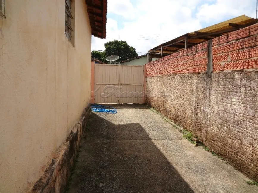 Casa com 2 quartos à venda, 80m2 em Vila Arruda, Itapetininga - SP - imagem 4 Foto 4 de Casa com 2 quartos à venda, 80m2 em Vila Arruda, Itapetininga - SP
