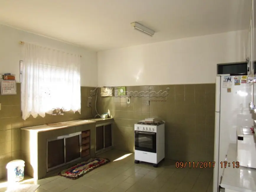 Casa com 3 quartos à venda, 280m2 em Vila Santana, Itapetininga - SP - imagem 7 Foto 7 de Casa com 3 quartos à venda, 280m2 em Vila Santana, Itapetininga - SP