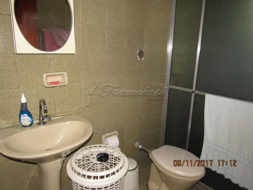 Casa com 3 quartos à venda, 280m2 em Vila Santana, Itapetininga - SP - imagem 6 Foto 6 de Casa com 3 quartos à venda, 280m2 em Vila Santana, Itapetininga - SP