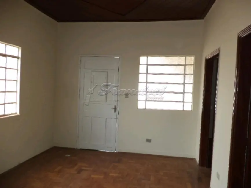 Casa com 3 quartos à venda, 318m2 em Jardim Itália, Itapetininga - SP - imagem 5 Foto 5 de Casa com 3 quartos à venda, 318m2 em Jardim Itália, Itapetininga - SP