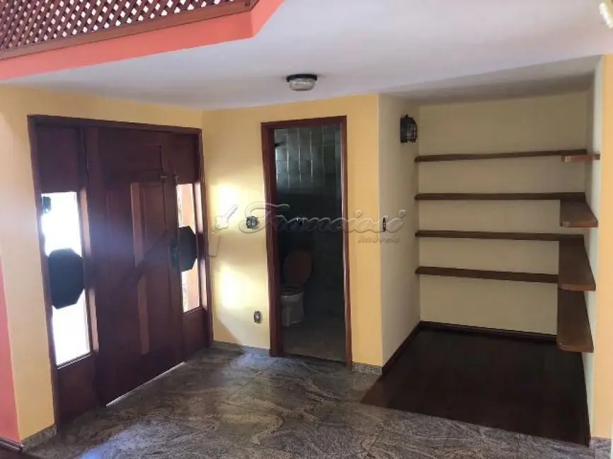Casa com 3 quartos à venda, 600m2 em Jardim Colombo, Itapetininga - SP - imagem 6 Foto 6 de Casa com 3 quartos à venda, 600m2 em Jardim Colombo, Itapetininga - SP