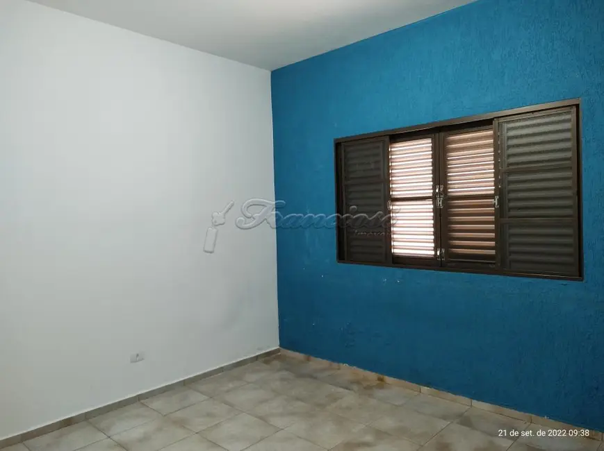 Casa com 3 quartos à venda, 220m2 em Centro, Itapetininga - SP - imagem 6 Foto 6 de Casa com 3 quartos à venda, 220m2 em Centro, Itapetininga - SP