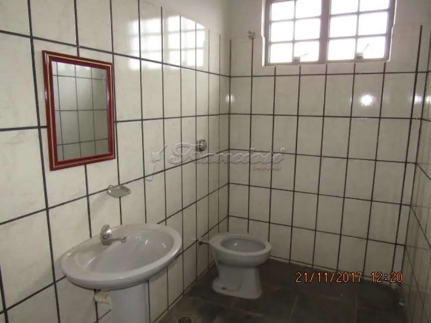 Casa com 3 quartos à venda, 300m2 em Itapetininga - SP - imagem 8 Foto 8 de Casa com 3 quartos à venda, 300m2 em Itapetininga - SP