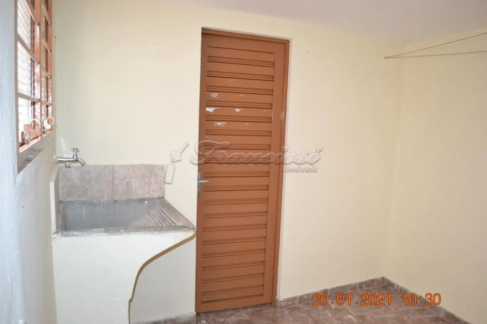 Foto 8 de Casa com 2 quartos à venda, 133m2 em Vila Nova Itapetininga, Itapetininga - SP