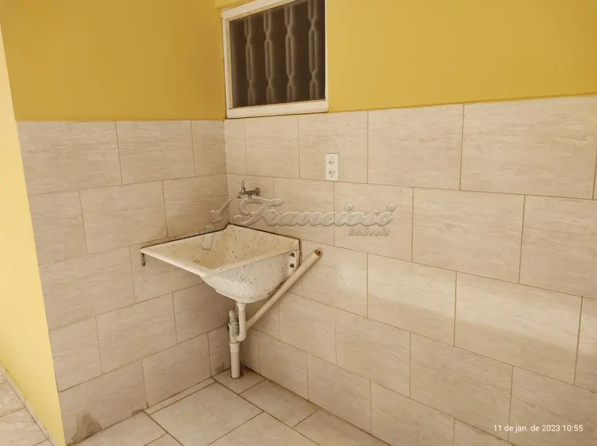 Casa com 2 quartos à venda, 79m2 em Vila Nastri, Itapetininga - SP - imagem 7 Foto 7 de Casa com 2 quartos à venda, 79m2 em Vila Nastri, Itapetininga - SP