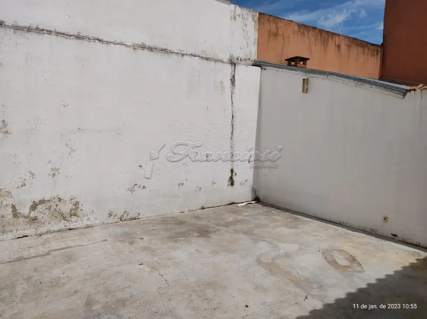 Casa com 2 quartos à venda, 79m2 em Vila Nastri, Itapetininga - SP - imagem 8 Foto 8 de Casa com 2 quartos à venda, 79m2 em Vila Nastri, Itapetininga - SP