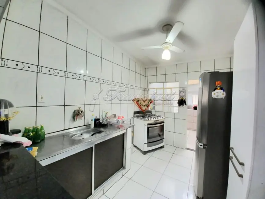 Casa com 3 quartos à venda, 153m2 em Jardim Brasil, Itapetininga - SP - imagem 3 Foto 3 de Casa com 3 quartos à venda, 153m2 em Jardim Brasil, Itapetininga - SP