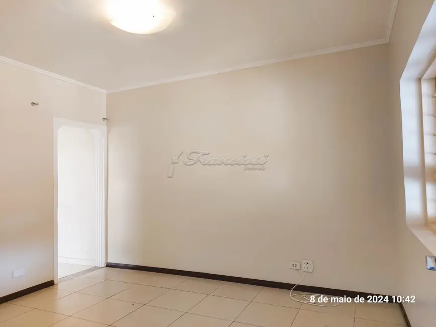 Foto 1 de Casa com 3 quartos à venda, 190m2 em Vila Barth, Itapetininga - SP