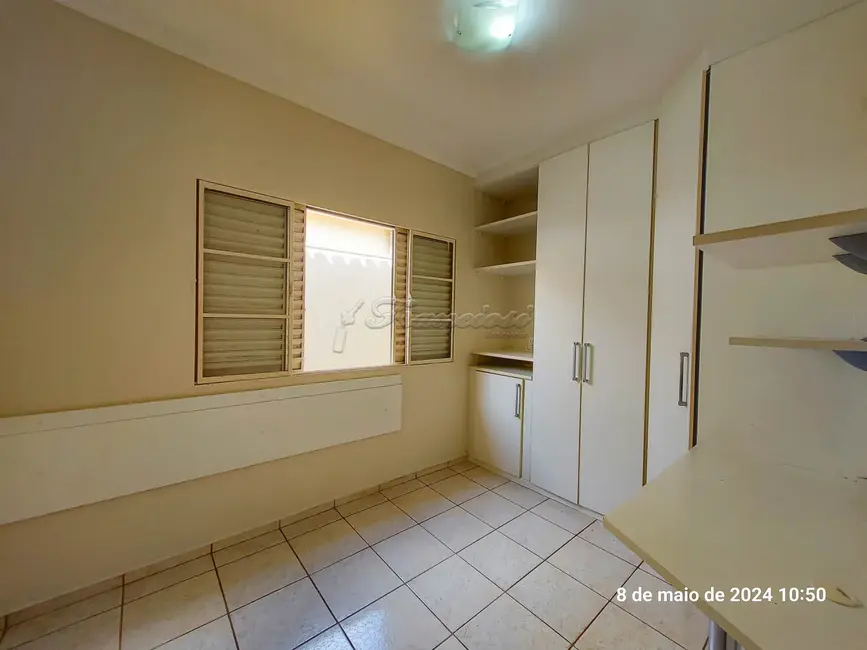 Casa com 3 quartos à venda, 190m2 em Vila Barth, Itapetininga - SP - imagem 7 Foto 7 de Casa com 3 quartos à venda, 190m2 em Vila Barth, Itapetininga - SP