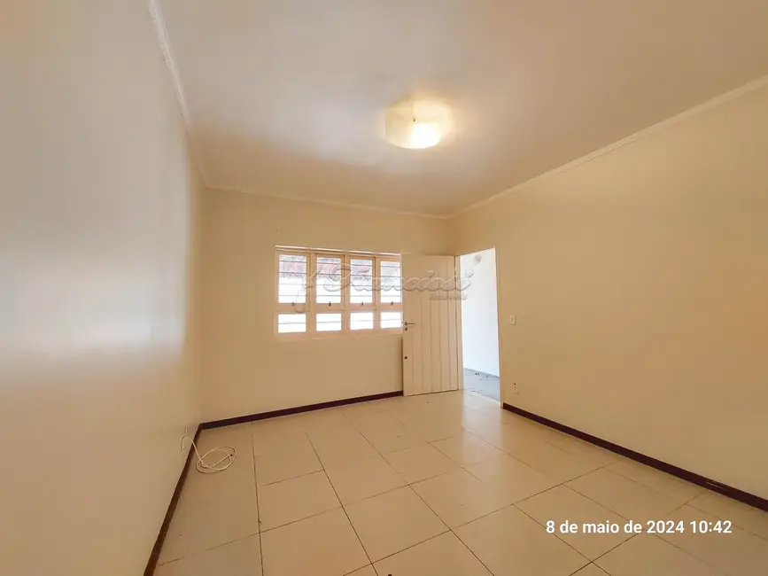 Casa com 3 quartos à venda, 190m2 em Vila Barth, Itapetininga - SP - imagem 2 Foto 2 de Casa com 3 quartos à venda, 190m2 em Vila Barth, Itapetininga - SP