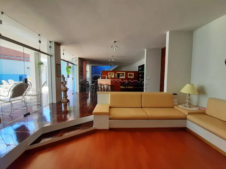 Foto 2 de Casa com 3 quartos à venda, 435m2 em Vila Rosa, Itapetininga - SP