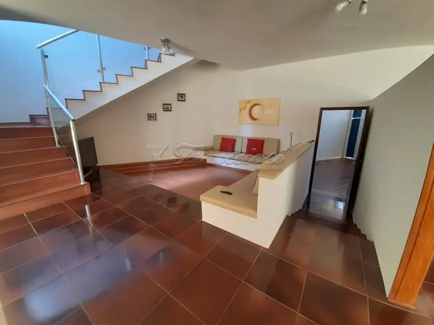 Casa com 3 quartos à venda, 435m2 em Vila Rosa, Itapetininga - SP - imagem 5 Foto 5 de Casa com 3 quartos à venda, 435m2 em Vila Rosa, Itapetininga - SP