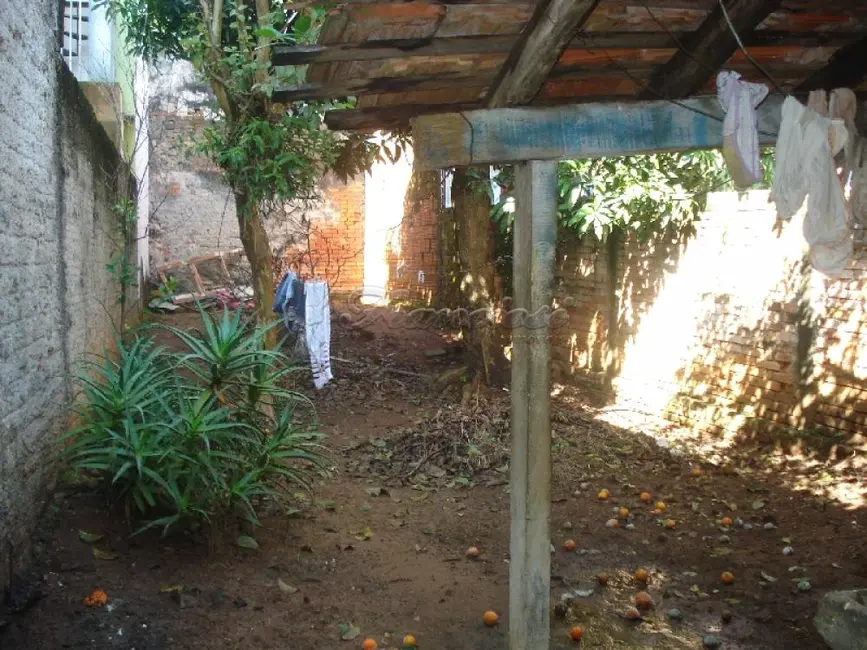 Casa com 2 quartos à venda, 210m2 em Centro, Itapetininga - SP - imagem 5 Foto 5 de Casa com 2 quartos à venda, 210m2 em Centro, Itapetininga - SP