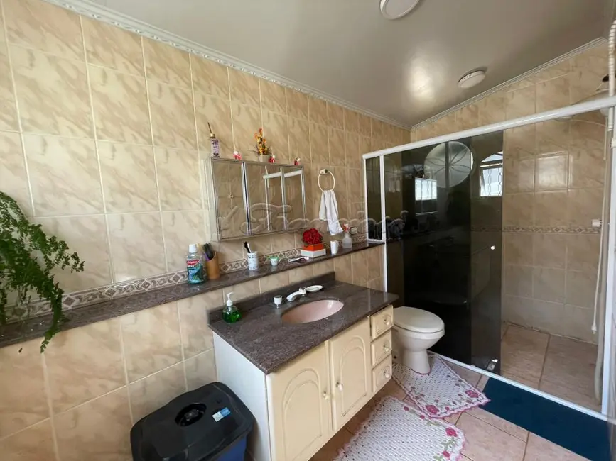 Casa com 3 quartos à venda, 210m2 em Vila Nova Itapetininga, Itapetininga - SP - imagem 8 Foto 8 de Casa com 3 quartos à venda, 210m2 em Vila Nova Itapetininga, Itapetininga - SP