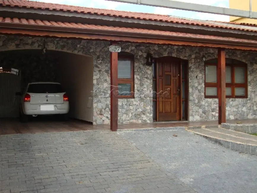Casa com 4 quartos à venda, 280m2 em Jardim Leocádia, Sorocaba - SP - imagem 1 Foto 1 de Casa com 4 quartos à venda, 280m2 em Jardim Leocádia, Sorocaba - SP