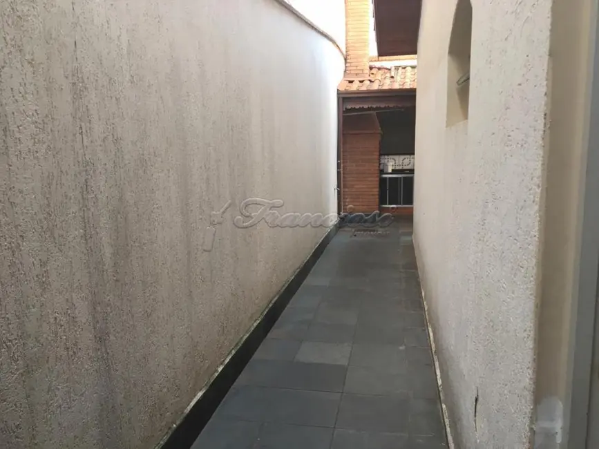 Casa com 4 quartos à venda, 280m2 em Jardim Leocádia, Sorocaba - SP - imagem 8 Foto 8 de Casa com 4 quartos à venda, 280m2 em Jardim Leocádia, Sorocaba - SP