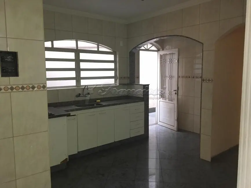 Casa com 4 quartos à venda, 280m2 em Jardim Leocádia, Sorocaba - SP - imagem 3 Foto 3 de Casa com 4 quartos à venda, 280m2 em Jardim Leocádia, Sorocaba - SP