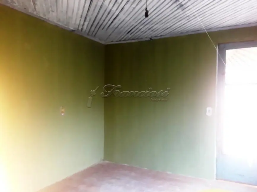Foto 4 de Casa com 1 quarto à venda, 37m2 em Itapetininga - SP