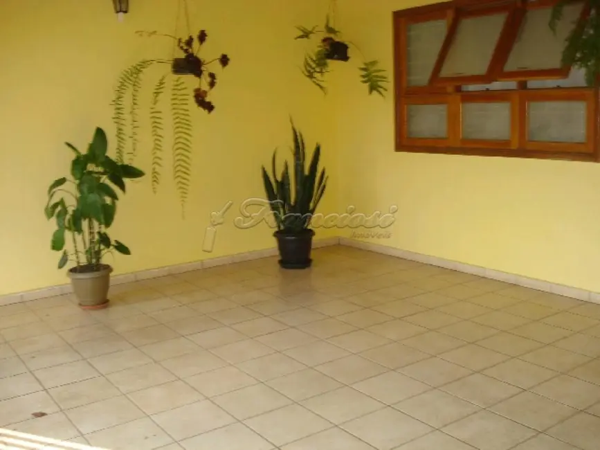 Foto 1 de Casa com 3 quartos à venda, 150m2 em Parque Atenas do Sul, Itapetininga - SP